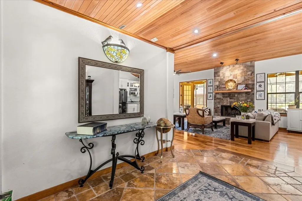 1084 SE 170th Street Summerfield FL 34491