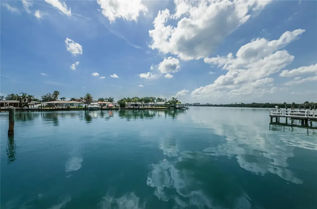 31 Island Way Clearwater Beach FL 33767
