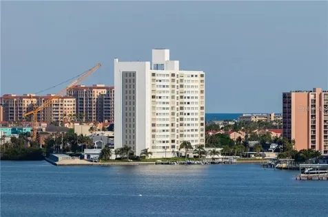 31 Island Way Clearwater Beach FL 33767