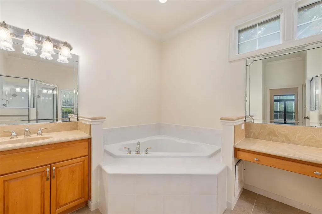 5604 NW 52nd Avenue Gainesville FL 32653