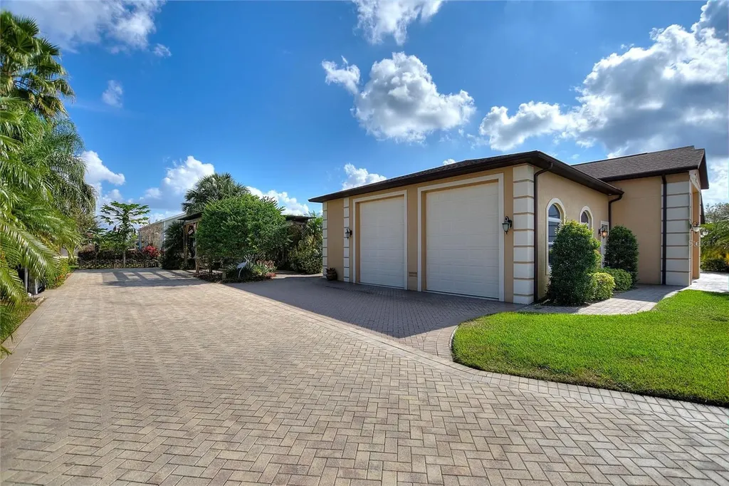 421 Travelers Drive Polk City FL 33868