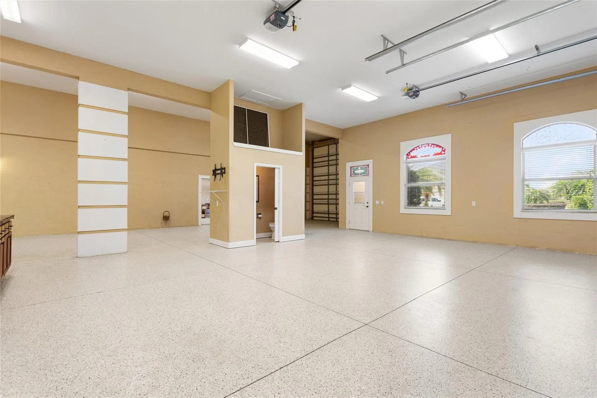 421 Travelers Drive Polk City FL 33868