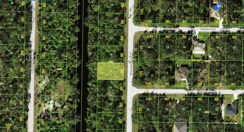 111 Ravenswood Boulevard Port Charlotte FL 33954