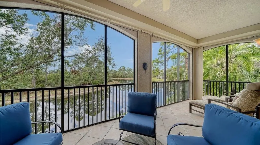 5208 Parisienne Place Sarasota FL 34238