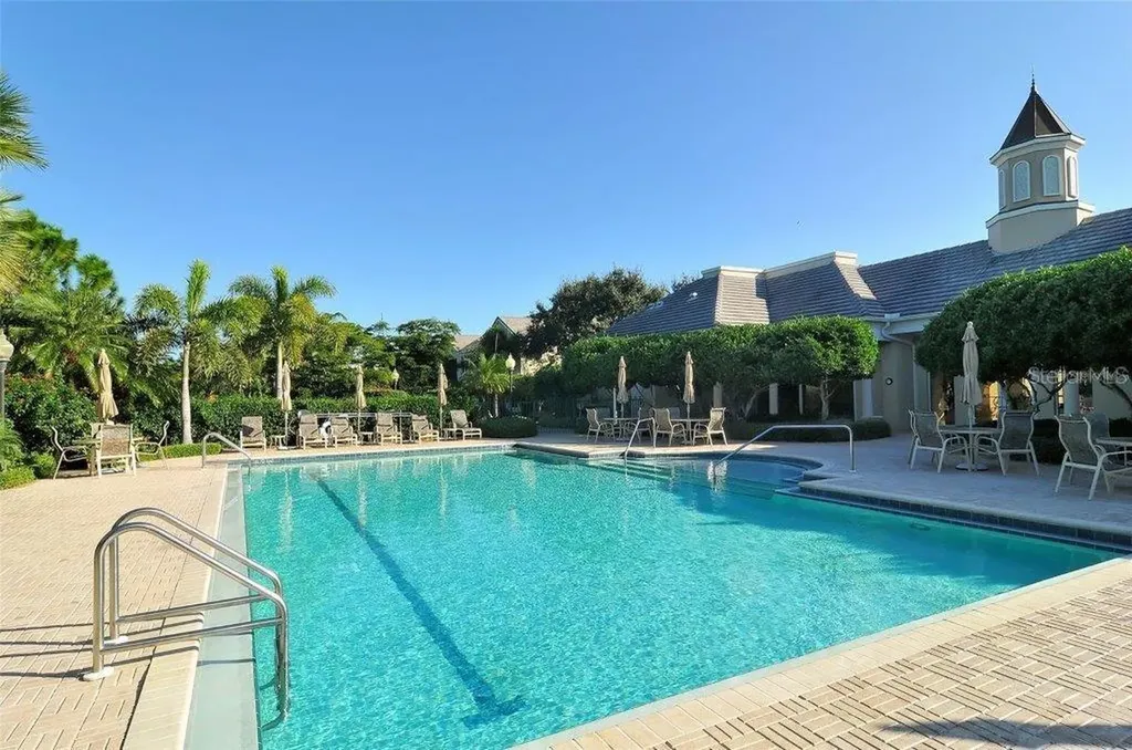 5208 Parisienne Place Sarasota FL 34238