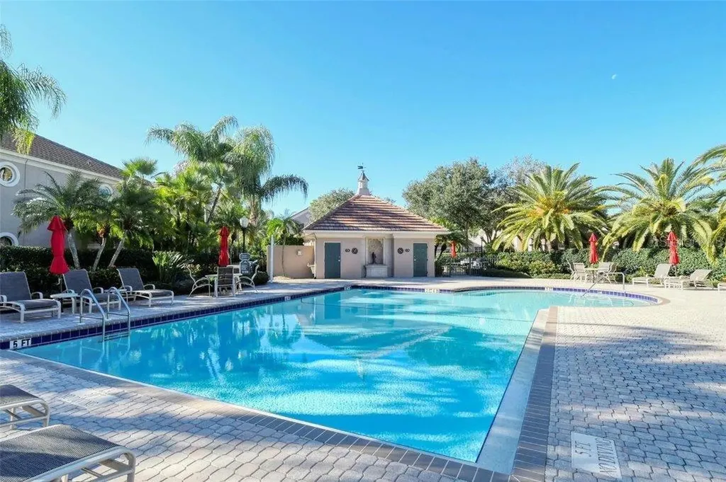 5208 Parisienne Place Sarasota FL 34238