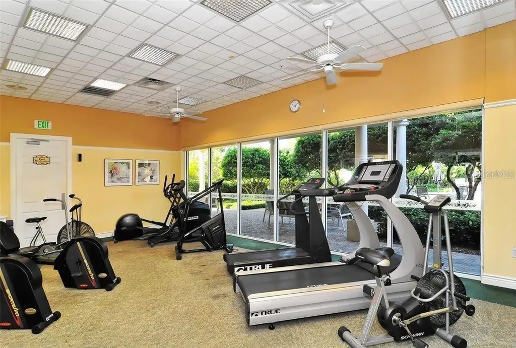 5208 Parisienne Place Sarasota FL 34238