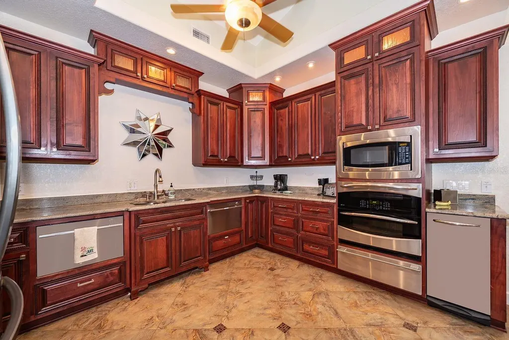 2339 Neptune Road Kissimmee FL 34744