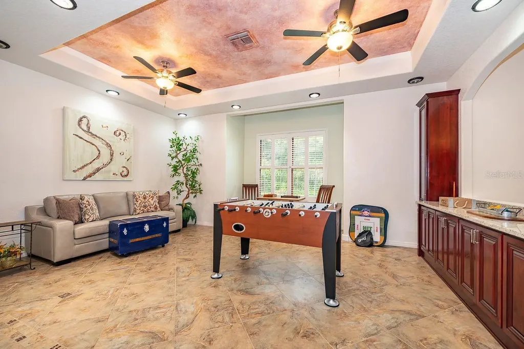 2339 Neptune Road Kissimmee FL 34744