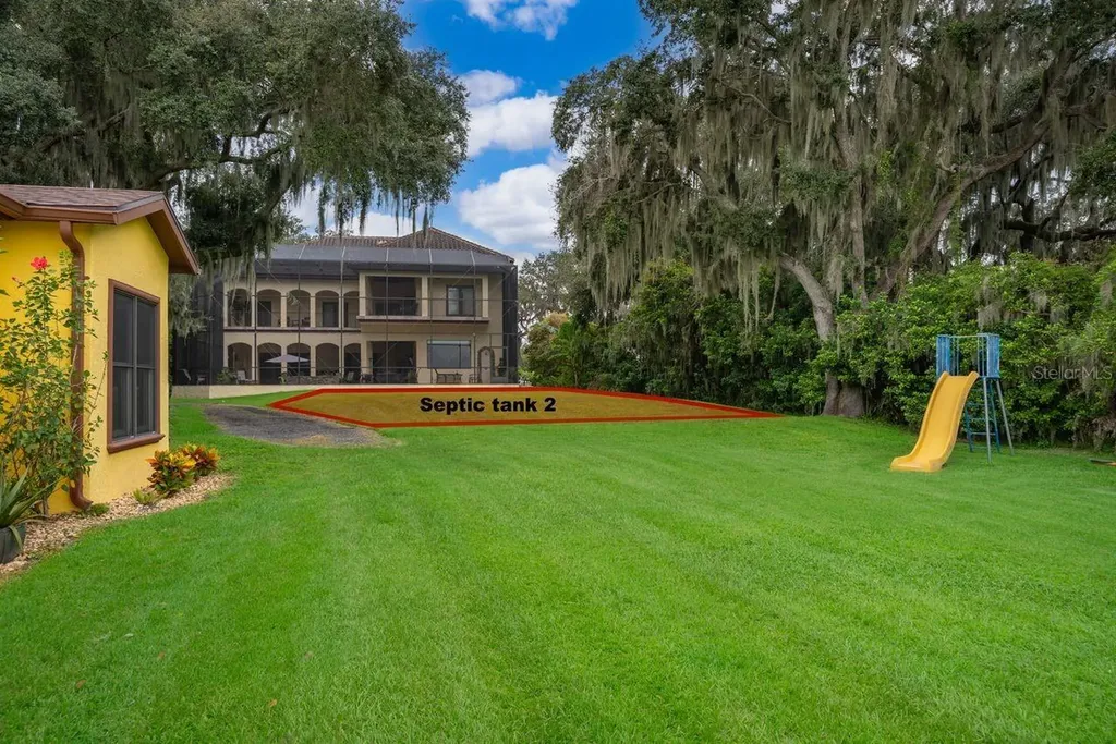 2339 Neptune Road Kissimmee FL 34744