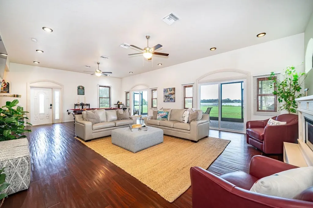 2339 Neptune Road Kissimmee FL 34744
