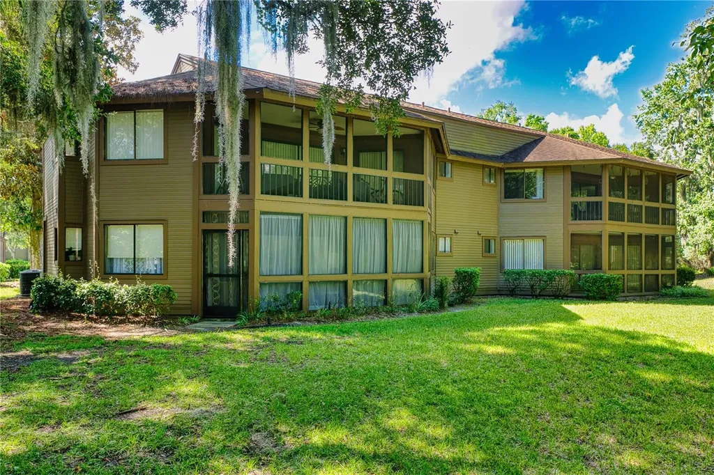 7 Surrey Court Palm Coast FL 32137