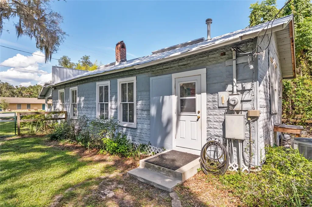 5610 Avenue G Mc Intosh FL 32664