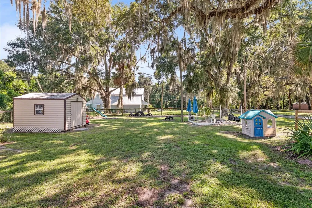 5610 Avenue G Mc Intosh FL 32664