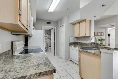 724 Crest Pines Drive Orlando FL 32828