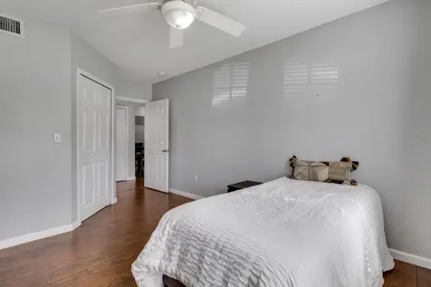 724 Crest Pines Drive Orlando FL 32828