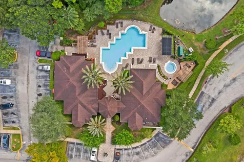 724 Crest Pines Drive Orlando FL 32828