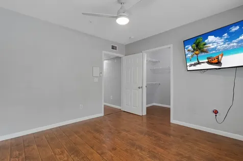 724 Crest Pines Drive Orlando FL 32828