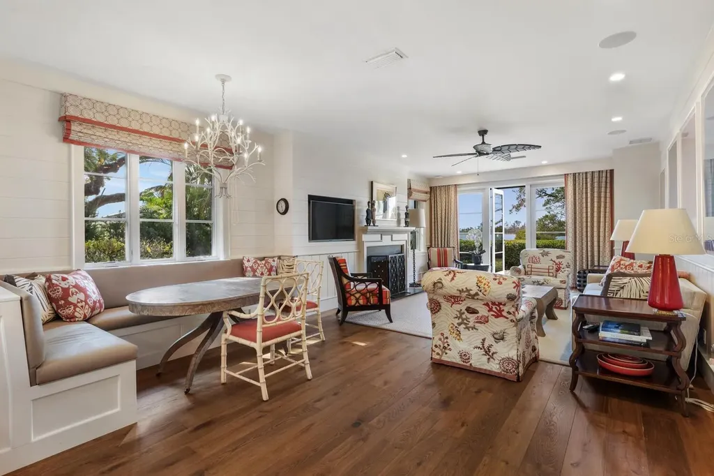 3930 Red Rock Way Sarasota FL 34231