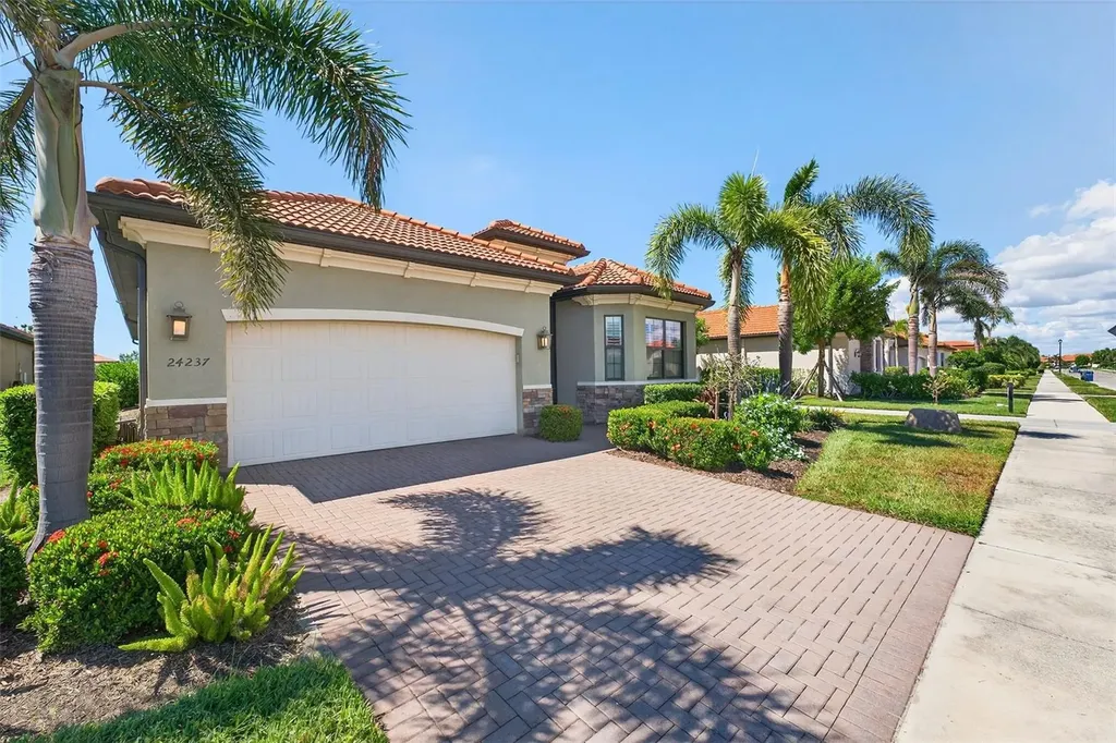 24237 Gallberry Drive Venice FL 34293