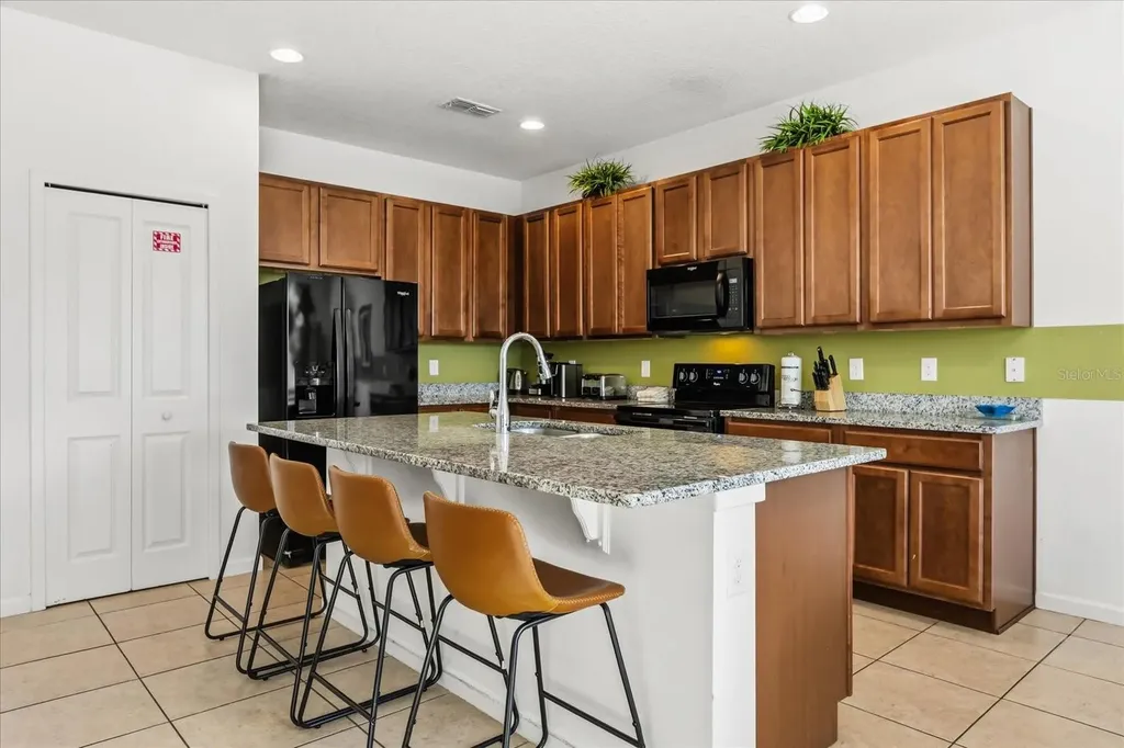 230 Ballo Drive Kissimmee FL 34746