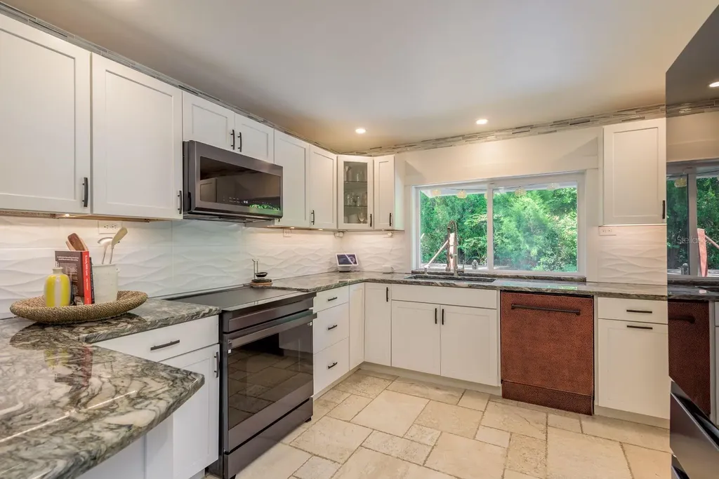 1880 N Washington Avenue Clearwater FL 33755