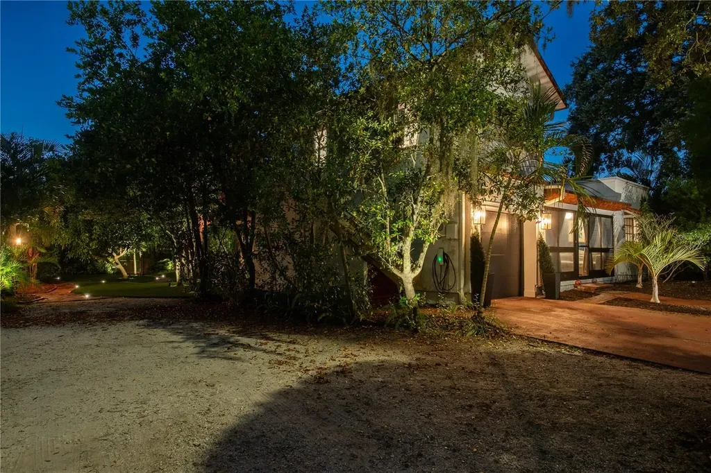 1880 N Washington Avenue Clearwater FL 33755
