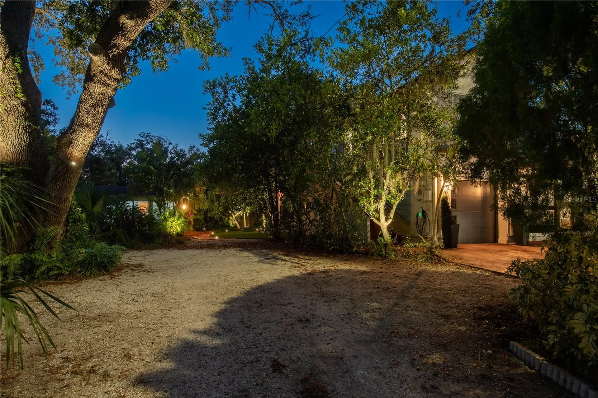 1880 N Washington Avenue Clearwater FL 33755