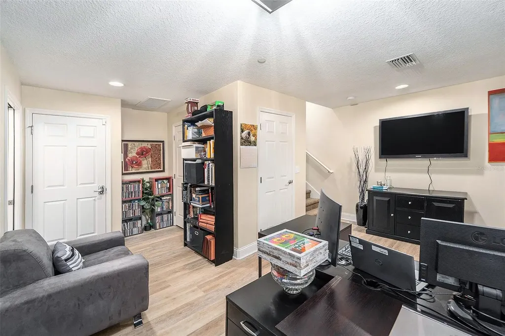 7209 101st Lane Seminole FL 33772