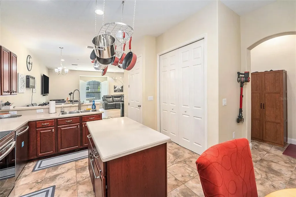 7209 101st Lane Seminole FL 33772