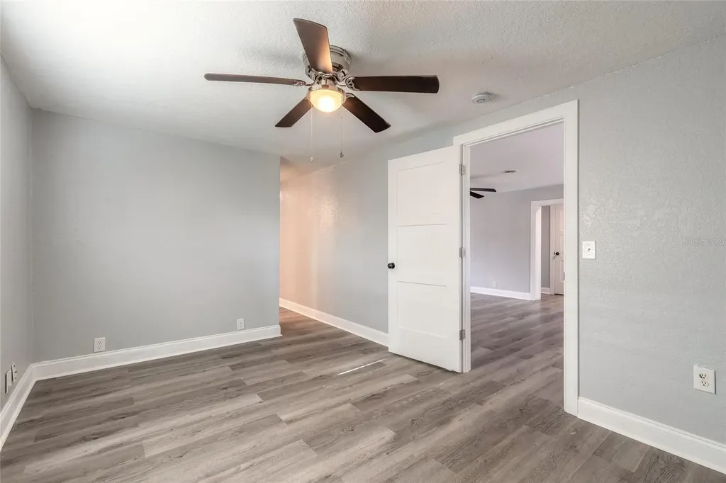 1631 Granada Avenue Daytona Beach FL 32117