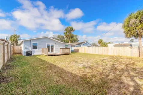 1631 Granada Avenue Daytona Beach FL 32117