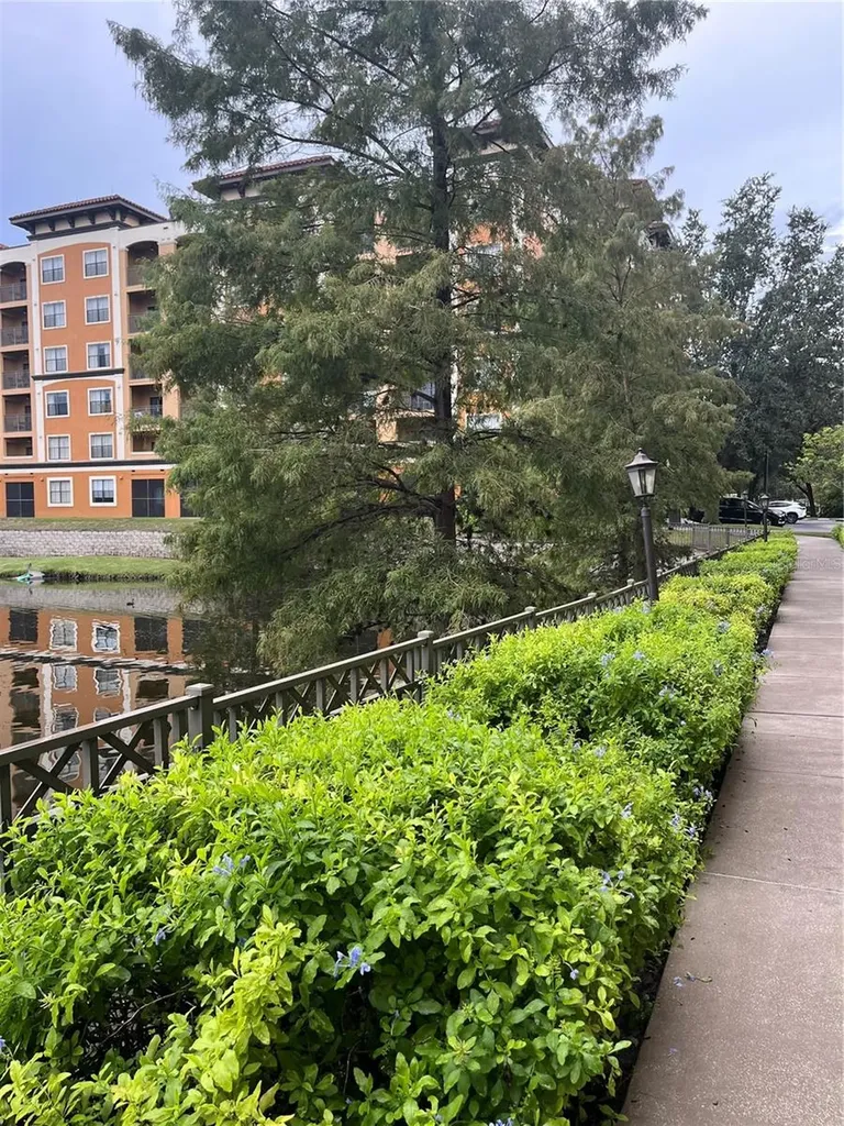12521 Floridays Resort Drive Orlando FL 32821