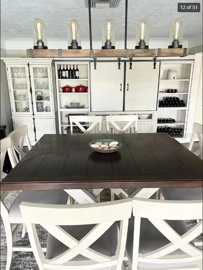 2001 Hawaii Avenue NE St Petersburg FL 33703