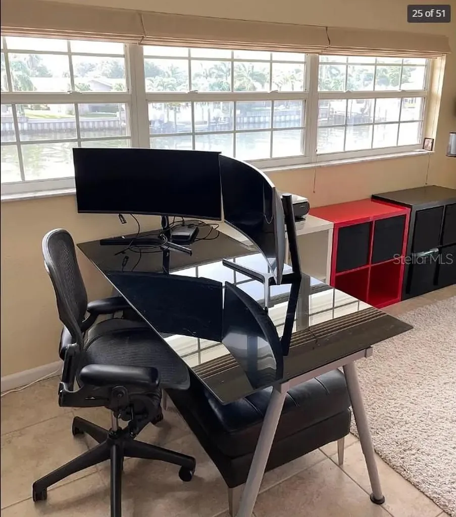 2001 Hawaii Avenue NE St Petersburg FL 33703