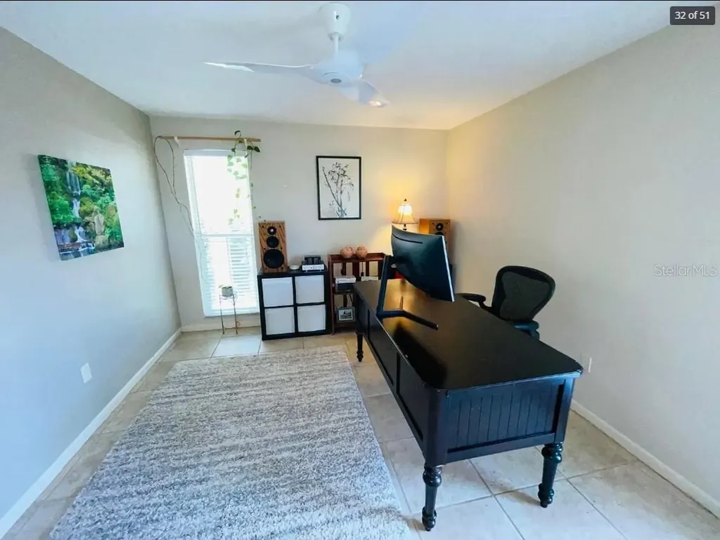 2001 Hawaii Avenue NE St Petersburg FL 33703