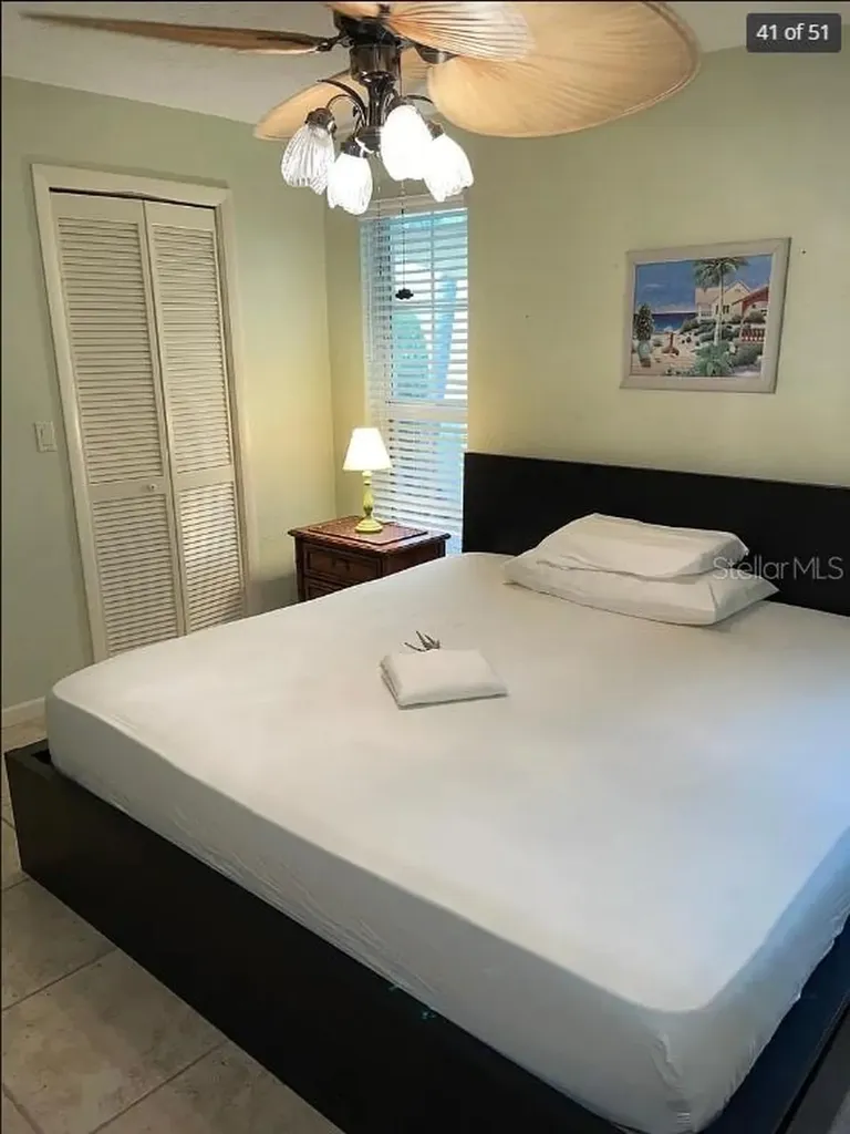 2001 Hawaii Avenue NE St Petersburg FL 33703