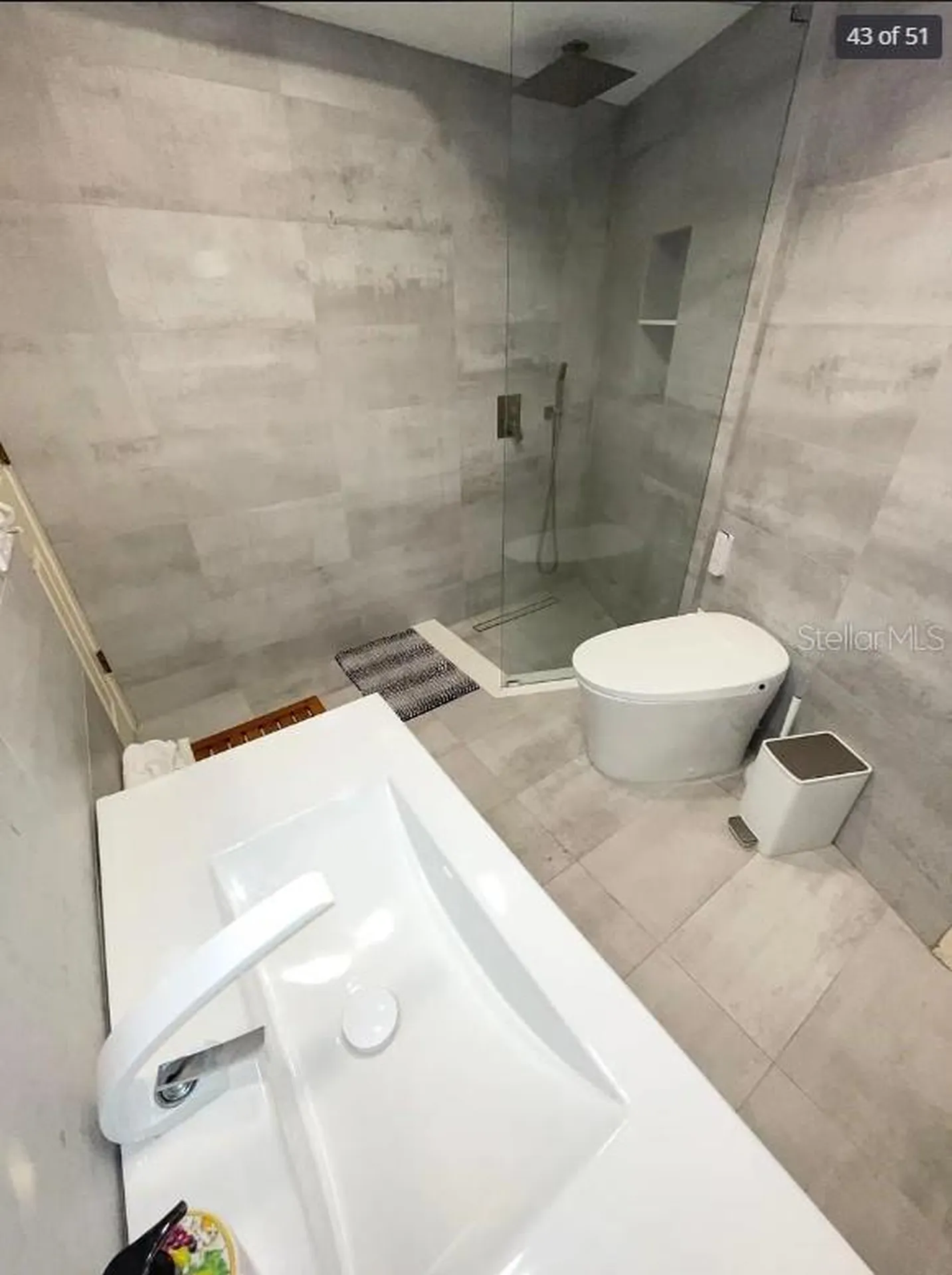 2001 Hawaii Avenue NE St Petersburg FL 33703