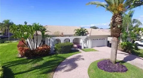 2001 Hawaii Avenue NE St Petersburg FL 33703