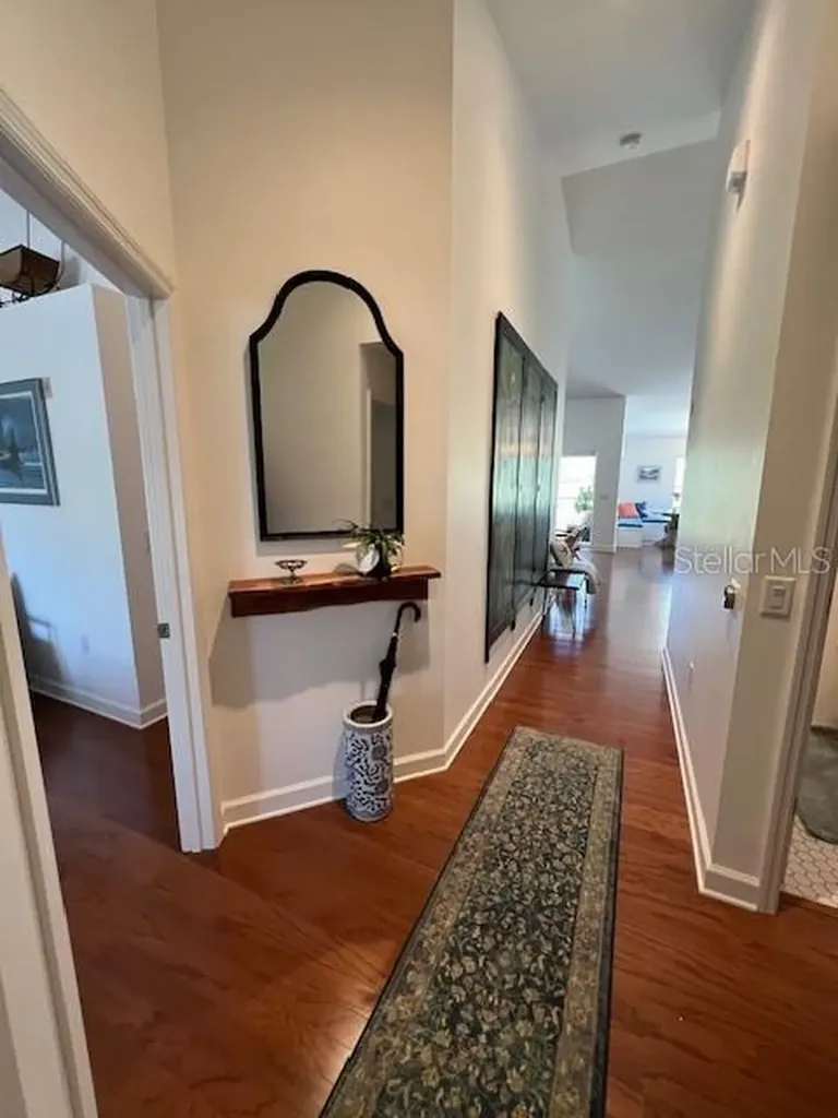 5270 Hyland Hills Avenue Sarasota FL 34241