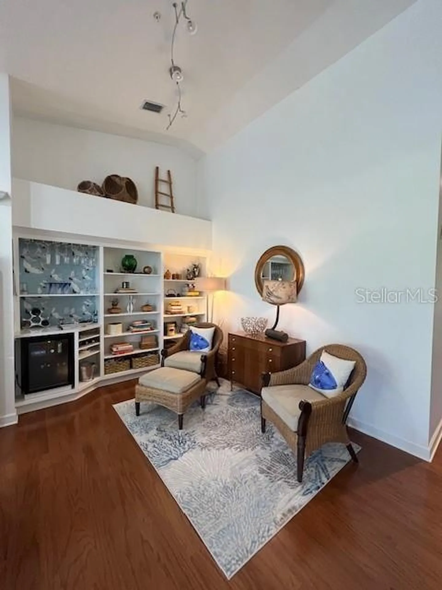 5270 Hyland Hills Avenue Sarasota FL 34241