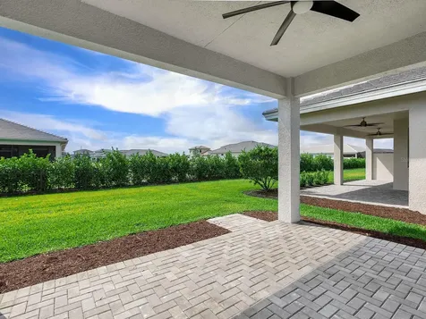 4927 Carova Way Lakewood Ranch FL 34211