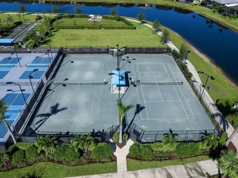 4927 Carova Way Lakewood Ranch FL 34211