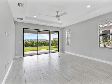4927 Carova Way Lakewood Ranch FL 34211