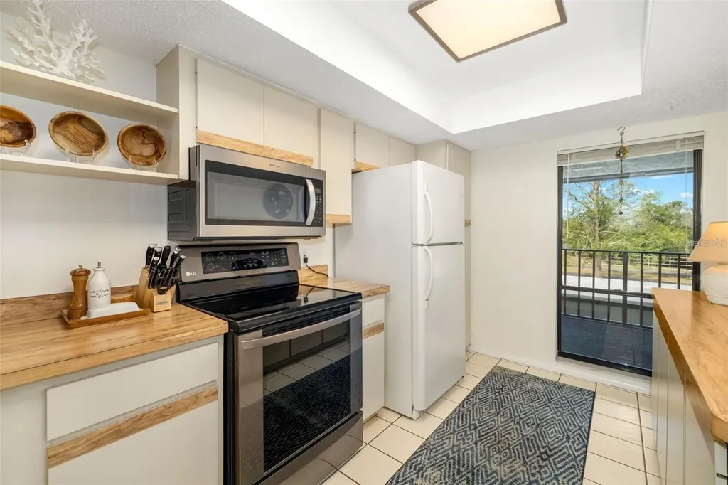 7201 Curtiss Avenue Sarasota FL 34231