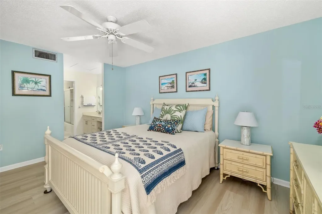 7201 Curtiss Avenue Sarasota FL 34231