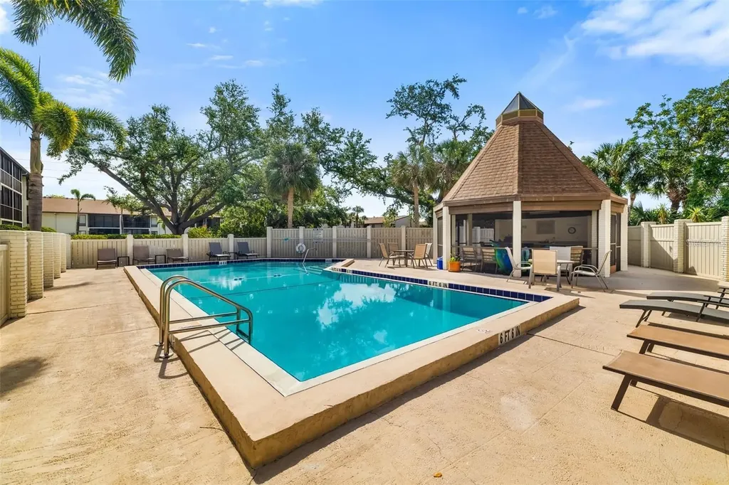 7201 Curtiss Avenue Sarasota FL 34231