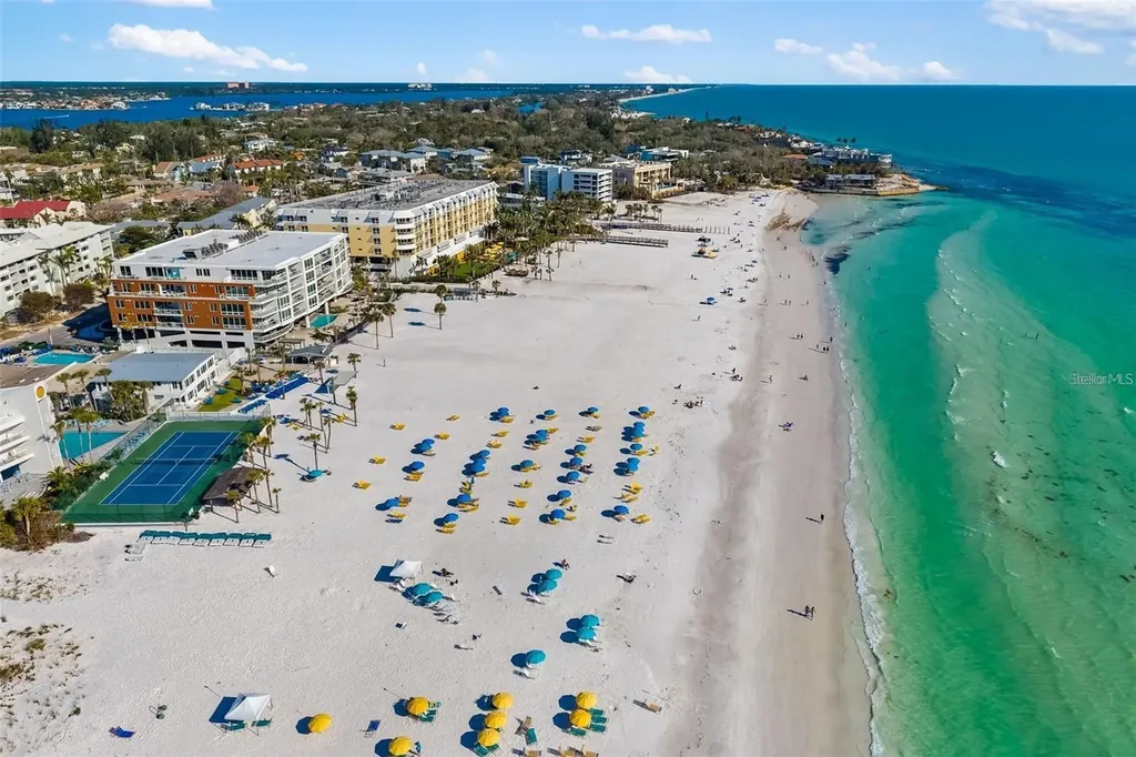 7201 Curtiss Avenue Sarasota FL 34231