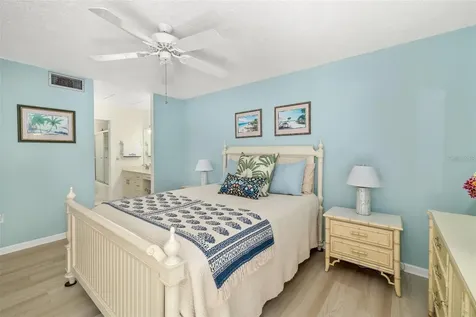 7201 Curtiss Avenue Sarasota FL 34231