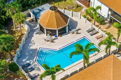 7201 Curtiss Avenue Sarasota FL 34231
